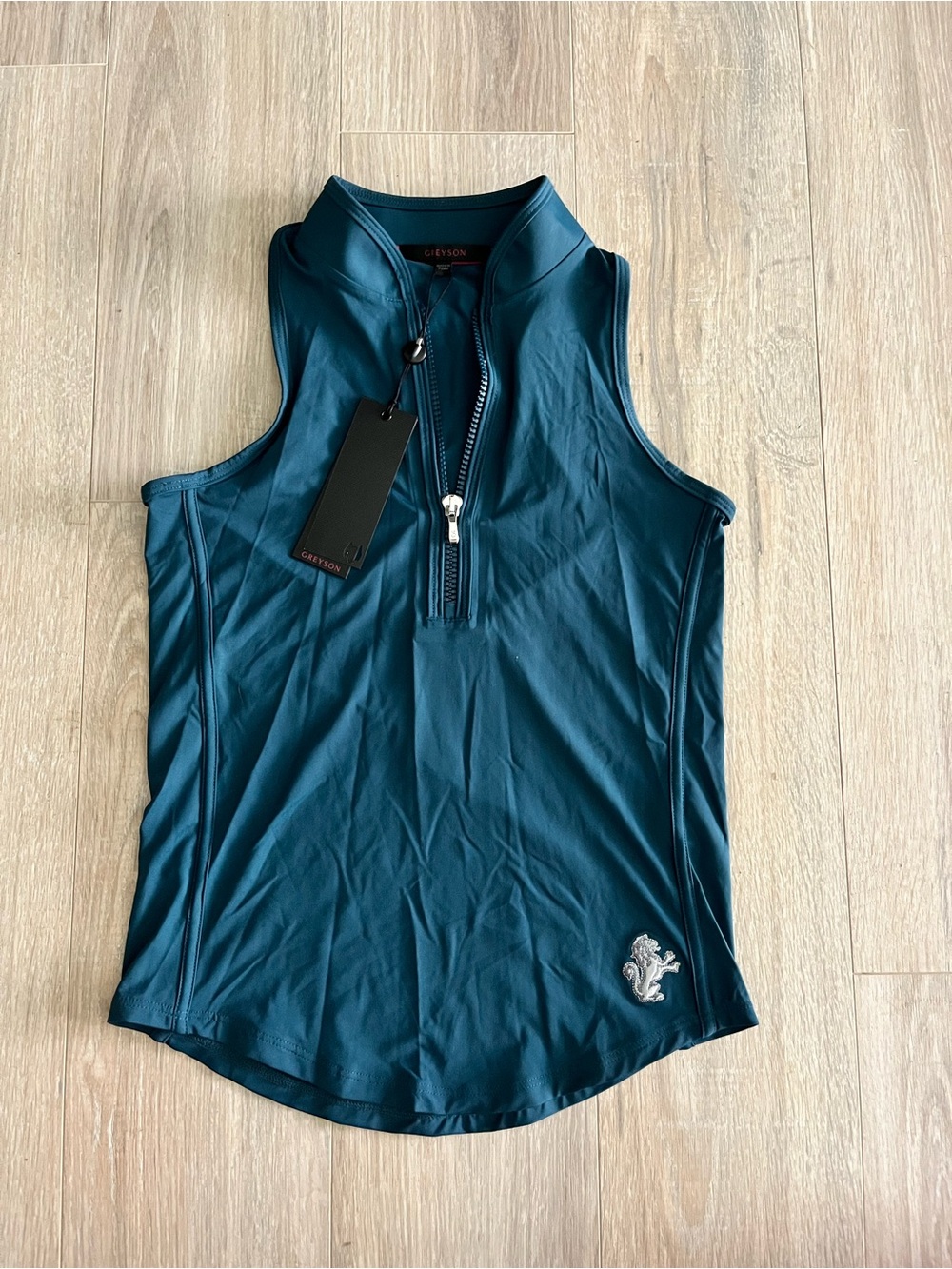 NWT Greyson Women’s Sleeveless Vesta Mock Neck Performance Top Agate XS